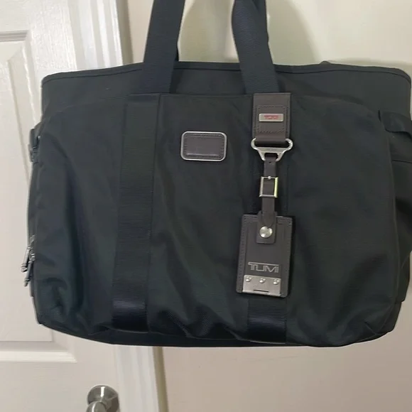 Tumi Black Laptop Bag - Picture 3 of 14
